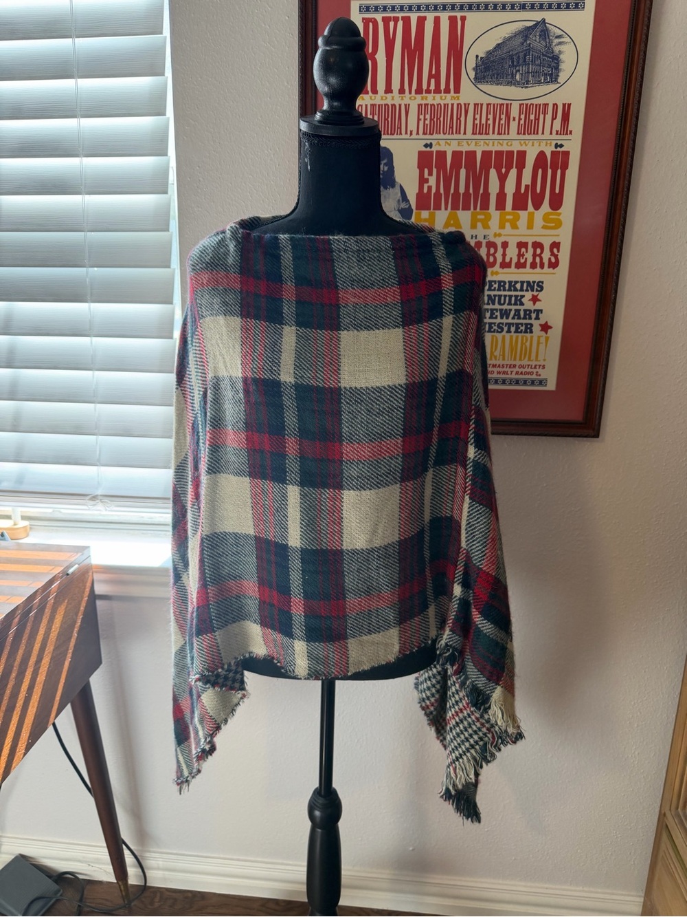 Plaid/Houndstooth Shawl